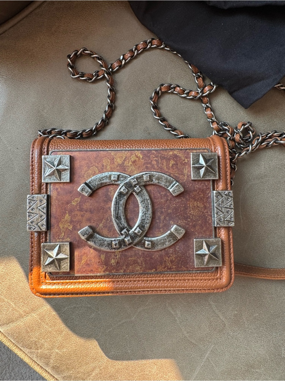 CHANEL PARIS-DALLAS MÉTIERS D'ART 2014/15 RARE WESTERN CC BOX FLAP BAG - Picture 3 of 7